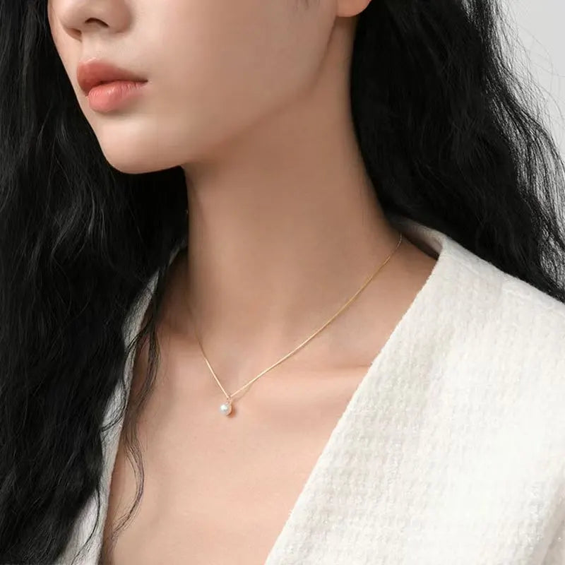 Jkeli S925 Sterling Silver Pearl Necklace Elegantly Simple Lockbone Chain